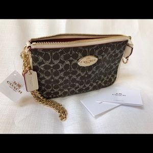 NWT Coach Purse/Wristlet